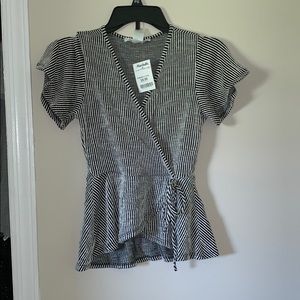 *NWT* Striped cross front shirt